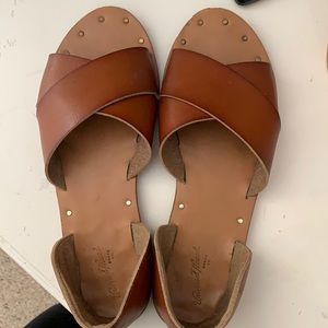 Universal Thread sandals